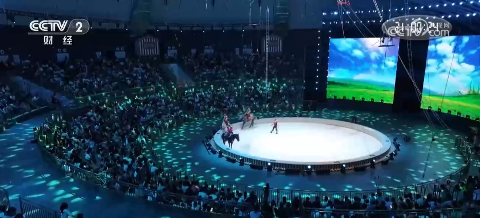 人气足 文旅热 消费旺 新场景新“夜”态点燃缤纷夏日 暑期经济“热”力十足