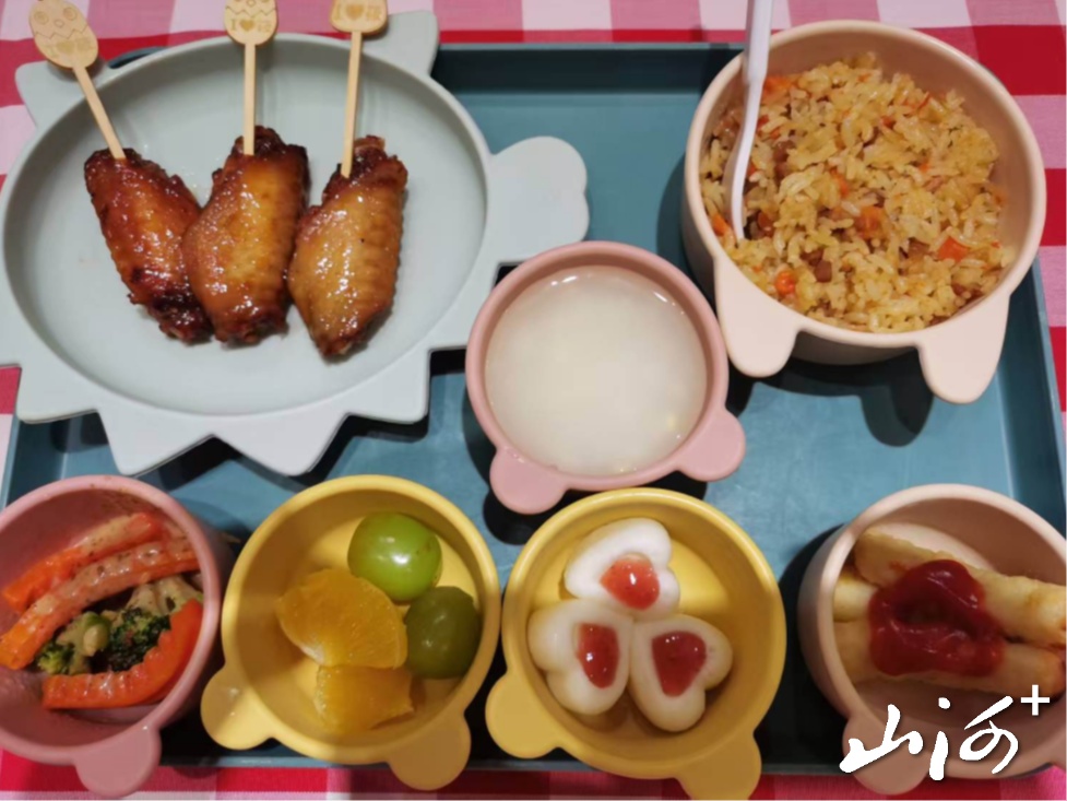 单人火锅、儿童餐当午餐、预制菜走红：太原“一人食”花样翻新