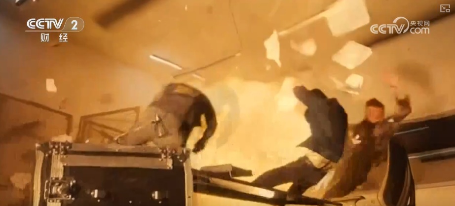 情感共鸣释放转化力！大时代里的家国情怀在当代观众心里显影成像