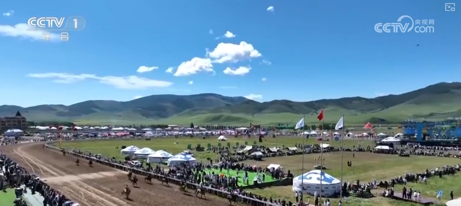 “清爽”文旅燃动暑期“热”经济 “网红”项目激活“逗留型旅游”活力