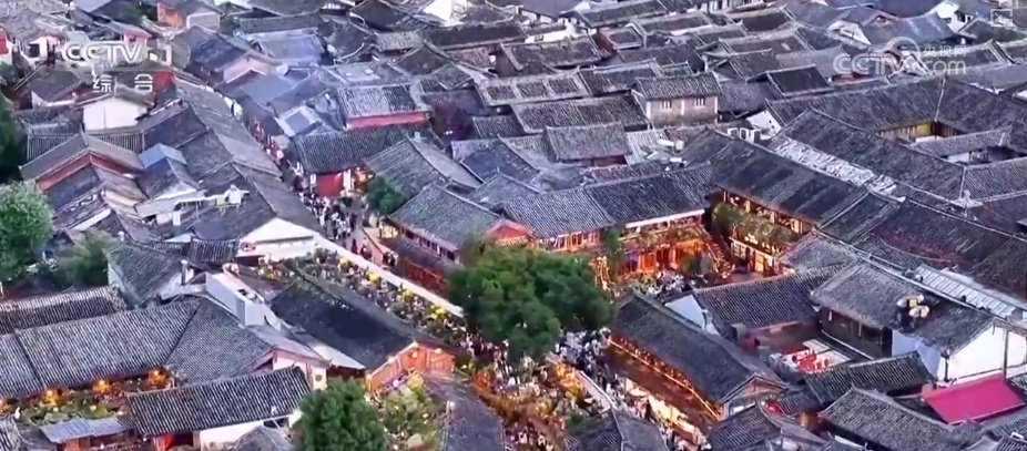 “清爽”文旅燃动暑期“热”经济 “网红”项目激活“逗留型旅游”活力