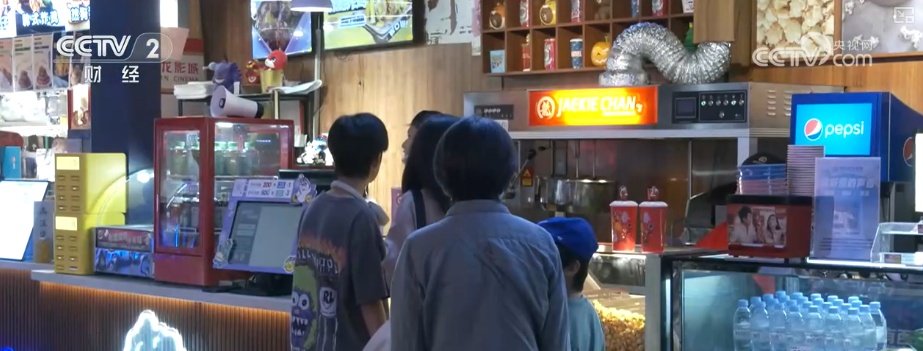 情感共鸣释放转化力！大时代里的家国情怀在当代观众心里显影成像