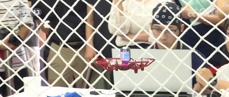 脑控无人机、青少年机器人设计赛……世界机器人大赛展现未来科技新趋势