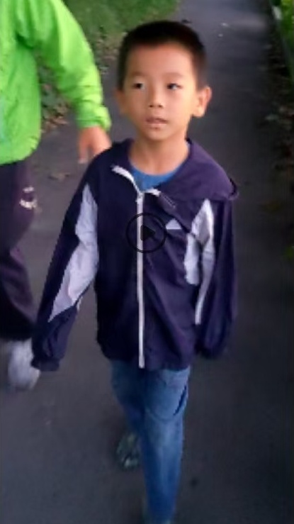 8岁自闭症男孩参加夏令营失联3日，暴雨如注！涉事机构被调查