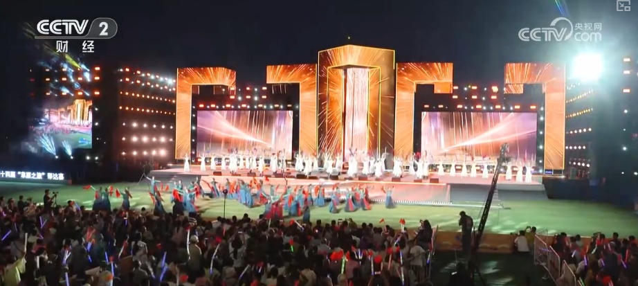 聚人气、消费旺！“城市夜宴”“票根经济”“赛事经济”激活夏日经济澎湃活力