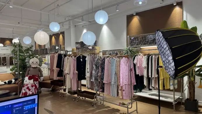 知名国货遭疯狂仿冒!500元“野兽派”香薰成本仅20元,“蜂花”发货地也造假 知名国货遭疯狂仿冒!500元“野兽派”香薰成本仅20元,“蜂花”发货地也造假