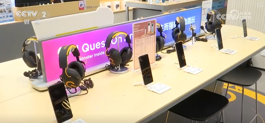 增订单，下好“先手棋”！即时零售爆发式增长 闪购万物点燃商家布局热情