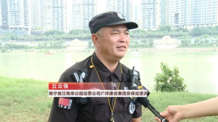 生死瞬间!女孩从桃源桥跳下,他们果断出手…… 生死瞬间!女孩从桃源桥跳下,他们果断出手……