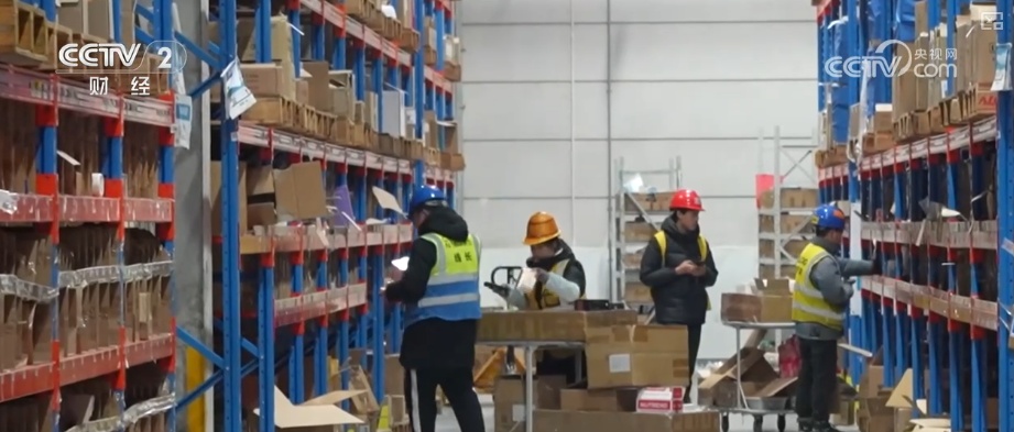 淡季不淡,创新高!物流“加速跑” 多元消费场景助推电商物流总业务量提升 淡季不淡,创新高!物流“加速跑” 多元消费场景助推电商物流总业务量提升