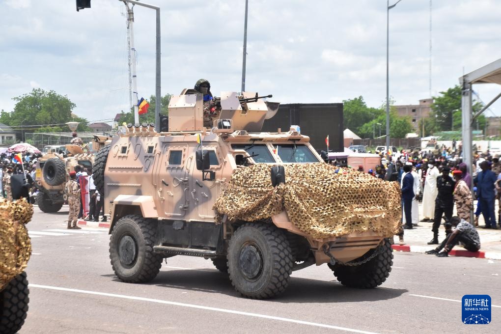 乍得举行庆祝独立65周年活动