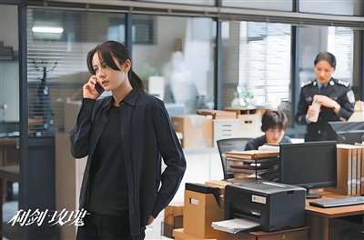 拍出“打拐”故事的现实纵深——评电视剧《利剑·玫瑰》