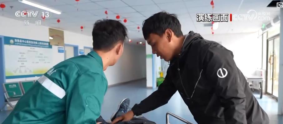 辉煌60载 魅力新西藏丨“组团式”医疗援藏十年:雪域高原医疗卫生面貌持续改善 辉煌60载 魅力新西藏丨“组团式”医疗援藏十年:雪域高原医疗卫生面貌持续改善