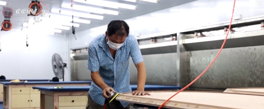 买！买！买！国产家具凭“硬核产业链+高时效交货服务+过硬产品”圈粉海外消费者