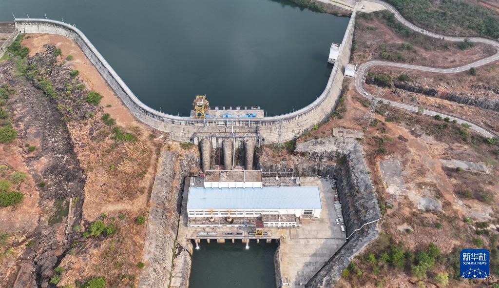 几内亚凯乐塔水电站:印在货币上的中几能源合作标志 几内亚凯乐塔水电站:印在货币上的中几能源合作标志