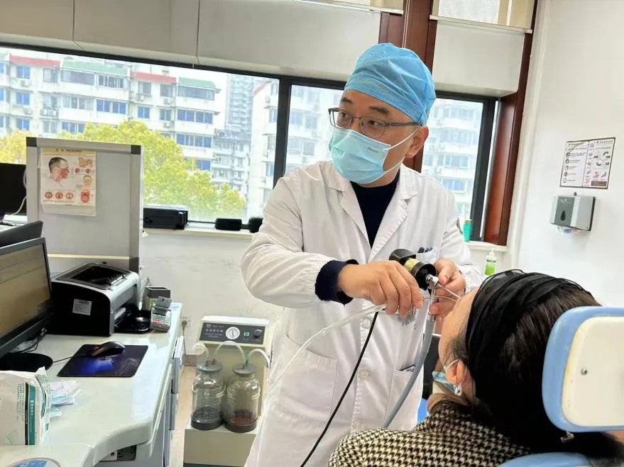 浙江男子确诊癌症！鼻塞、流涕一个月，以为鼻炎！医生：善于伪装，容易被误诊