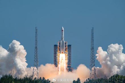 祝贺！中国卫星互联网低轨卫星发射成功