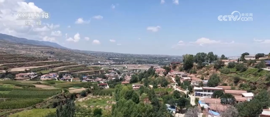 通电通路、物资发放、危房评估……甘肃渝中逐步恢复生产生活秩序