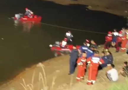 男子邀好友“野泳”溺亡，家属索赔140万