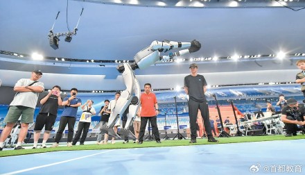 全国70所高校机器人将在赛场炫技