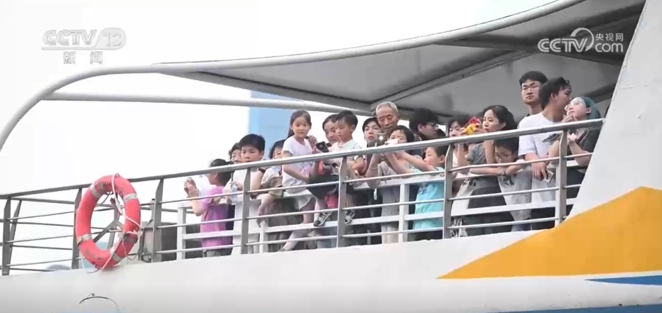 “文旅+”解锁清凉一夏的N种方式 各地花式“避暑游”点燃消费热情 “文旅+”解锁清凉一夏的N种方式 各地花式“避暑游”点燃消费热情