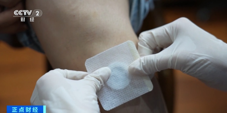 冲上热搜！这个夏天，年轻人们有了新宠