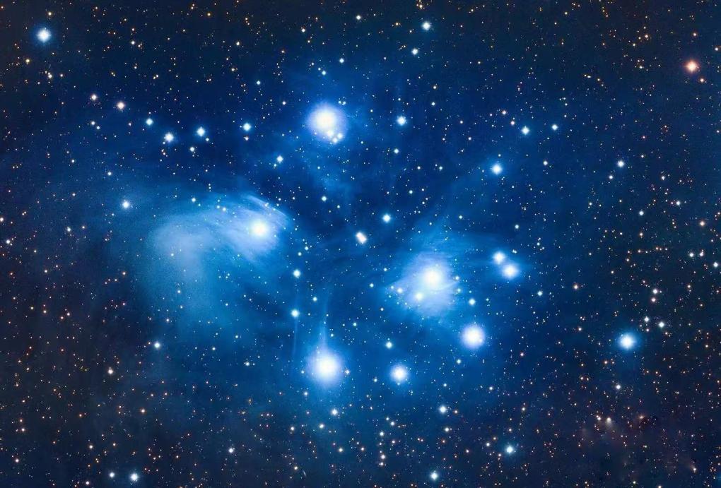 8月“星空剧场”上新：“月姑娘”联袂“七姐妹”共舞