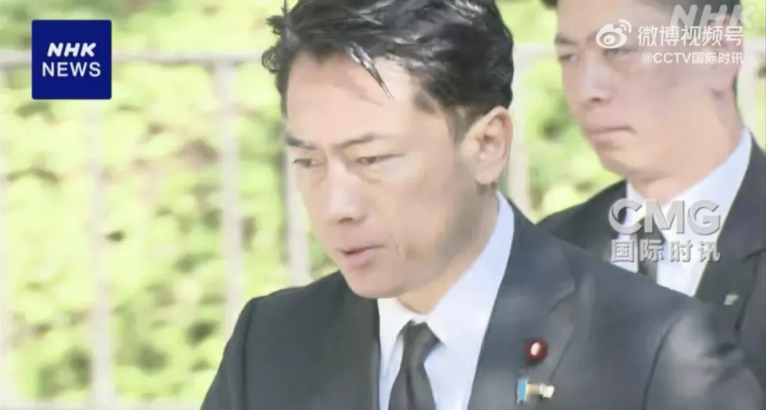 日本战败投降80周年，石破内阁成员小泉进次郎参拜靖国神社