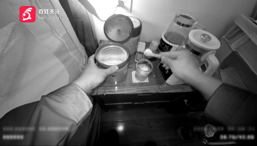 贵阳一对夫妻吵架，竟把六个月的婴儿独自扔在家？民警化身“超级奶爸”登场了……