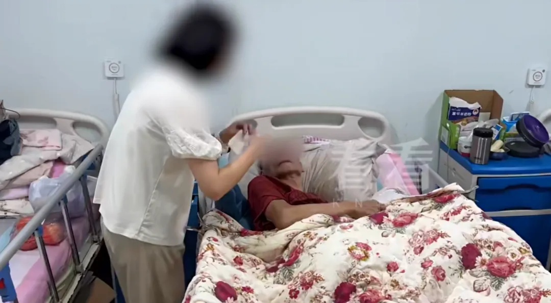 娶小16岁妻子，上海老伯新婚当天进急诊！百万拆迁款被提空，女儿还被告上法庭