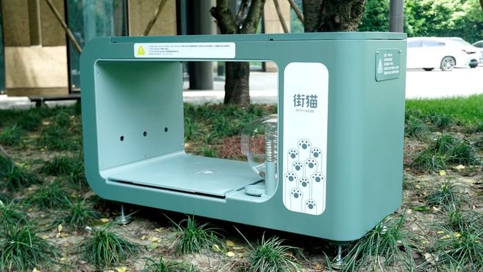 居民怒斥“太恶毒”！上海一小区猫屋被投放猫尸残骸，不止一次…运营方正配合警方调查