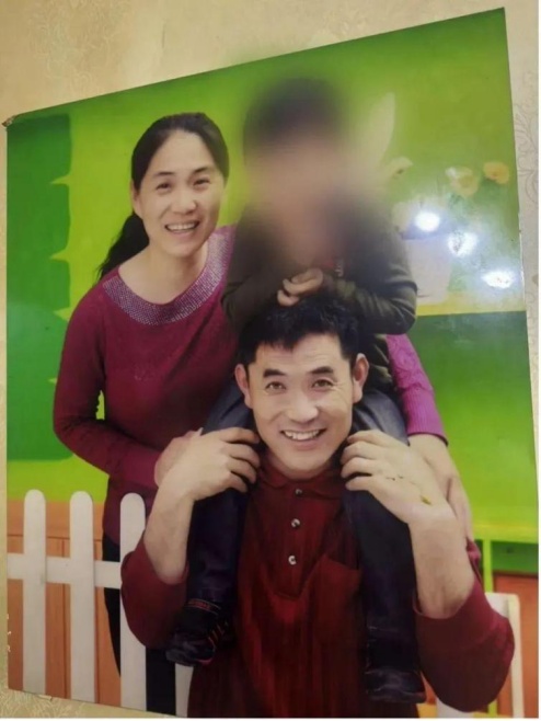 被洪水冲走的村支书尹春燕“回家”，他们哭着说……