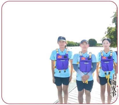 上海一男子突然落水！3名14岁少年勇敢施救