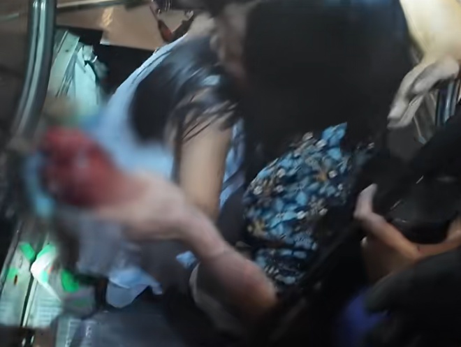 8岁女童扶梯上逆向奔跑遇险！家长请认真看