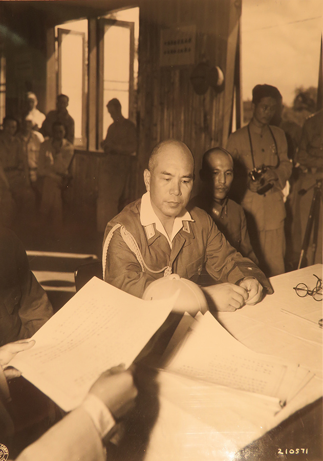 看完《南京照相馆》 再来看看今天首次公布的抗战老照片