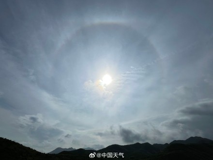北京今天出现日晕景观