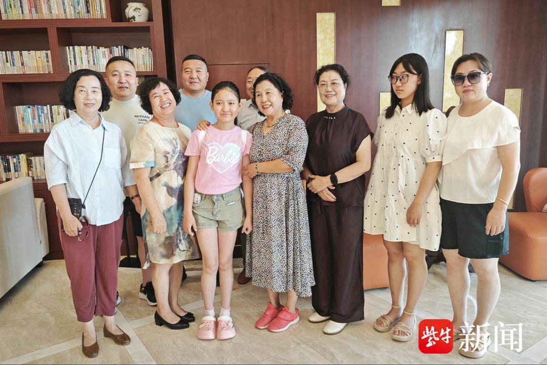 内蒙古七旬老人回扬州认亲被热蒙：天再热也热不过团圆的心
