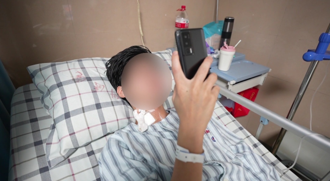 男子吃外卖后上吐下泻险瘫痪！就医发现患“怪病”，手像戴了手套……