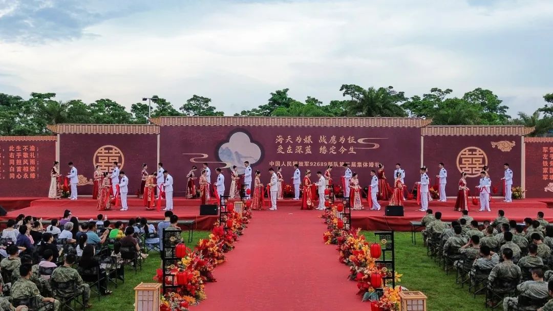 恭喜，他们结婚了！