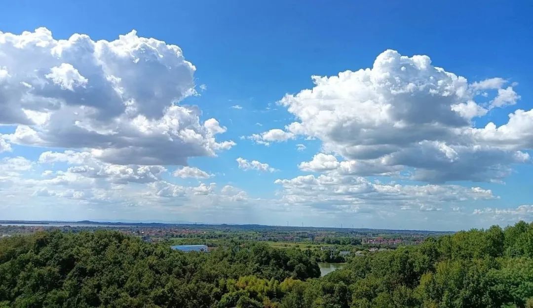 39℃！已抵达江西！多穿红色衣服出门！
