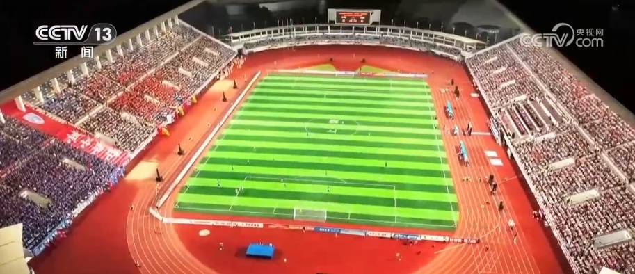 “体育+”经济全方位无死角借“体”出击 夏夜运动热力全开激起消费“涟漪” “体育+”经济全方位无死角借“体”出击 夏夜运动热力全开激起消费“涟漪”