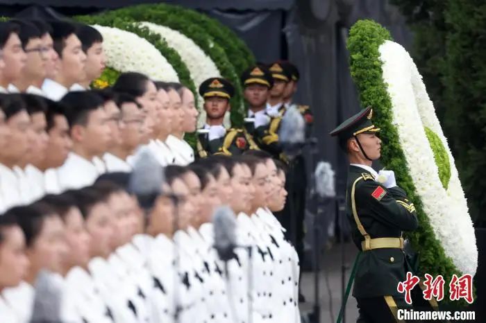 侵华日军南京大屠杀遇难同胞纪念馆的“12秒流星”代表什么？