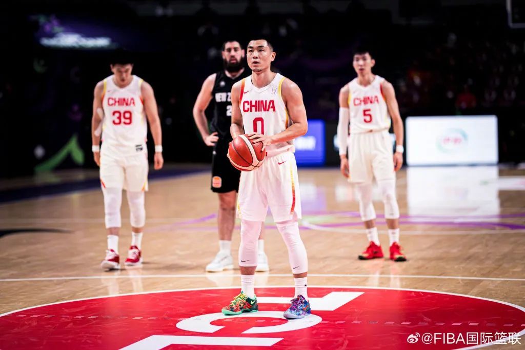 时隔十年，中国男篮重返亚洲杯决赛！