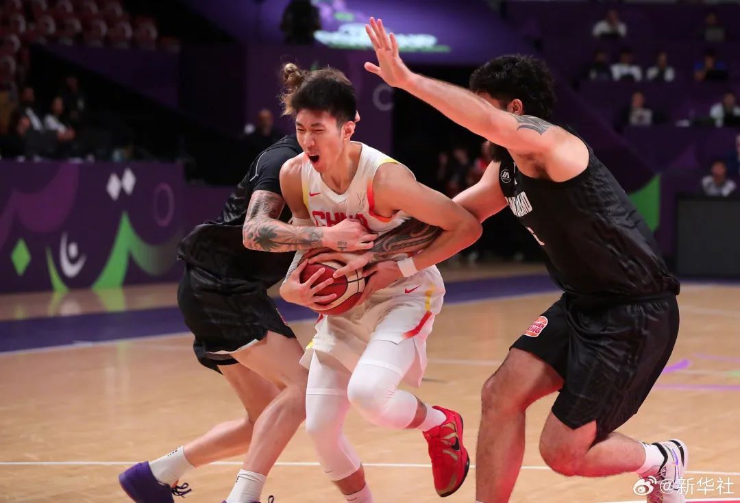 赢了！中国男篮十年后重回亚洲杯决赛