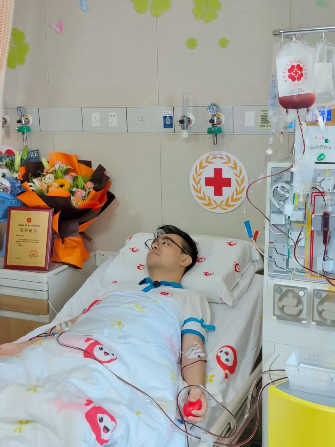 杭州31岁博士不爱回消息，却突然在6个微信群聊得“飞起”，真相是...