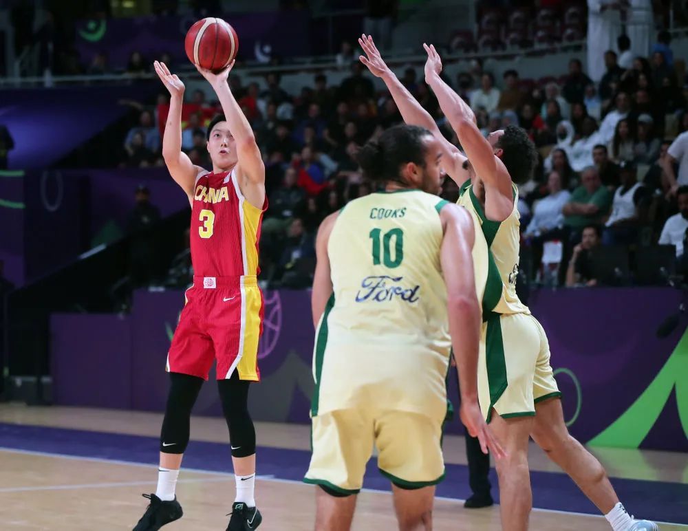 拼到最后!中国男篮获亚洲杯亚军 拼到最后!中国男篮获亚洲杯亚军