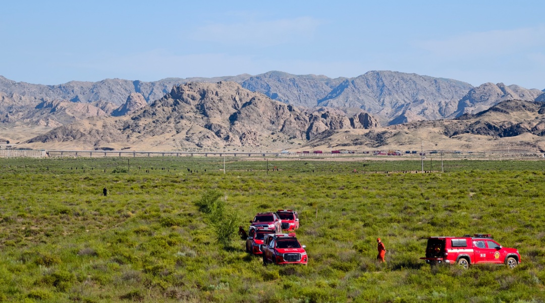 内蒙古调动1600多人，“地毯式”搜救因山洪失联人员
