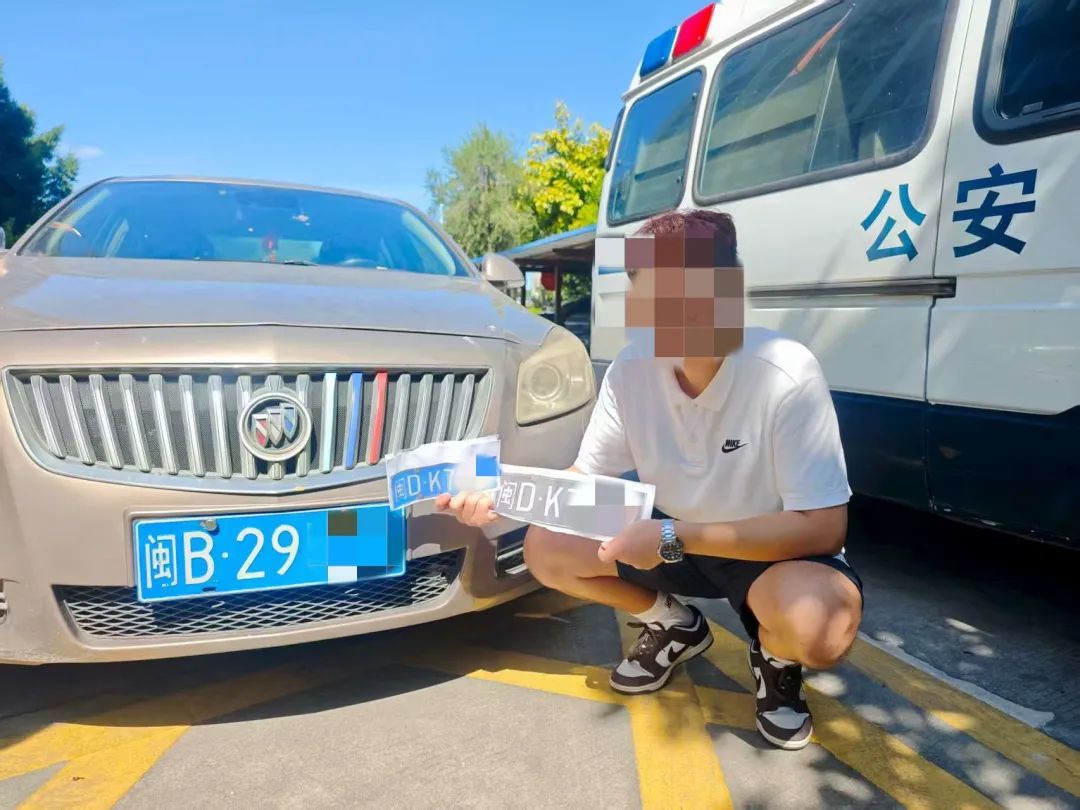 都被扣12分罚1万并拘留！这两男子太过离谱……