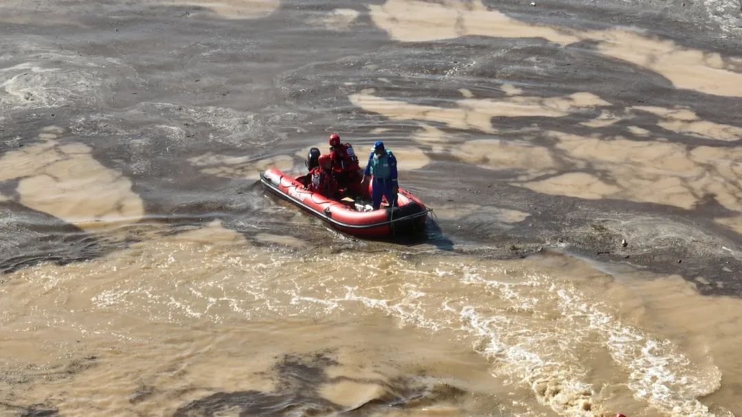 内蒙古调动1600多人，“地毯式”搜救因山洪失联人员
