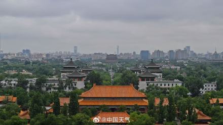 北京阴云密布,暴雨雷电大风三预警中! 北京阴云密布,暴雨雷电大风三预警中!