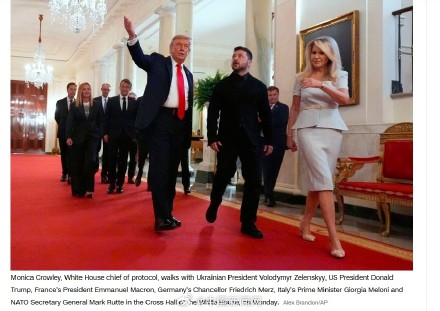 泽连斯基这次去白宫穿了西装